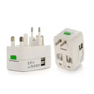 Adaptador Universal Tomada Para Viagem Com Porta USB