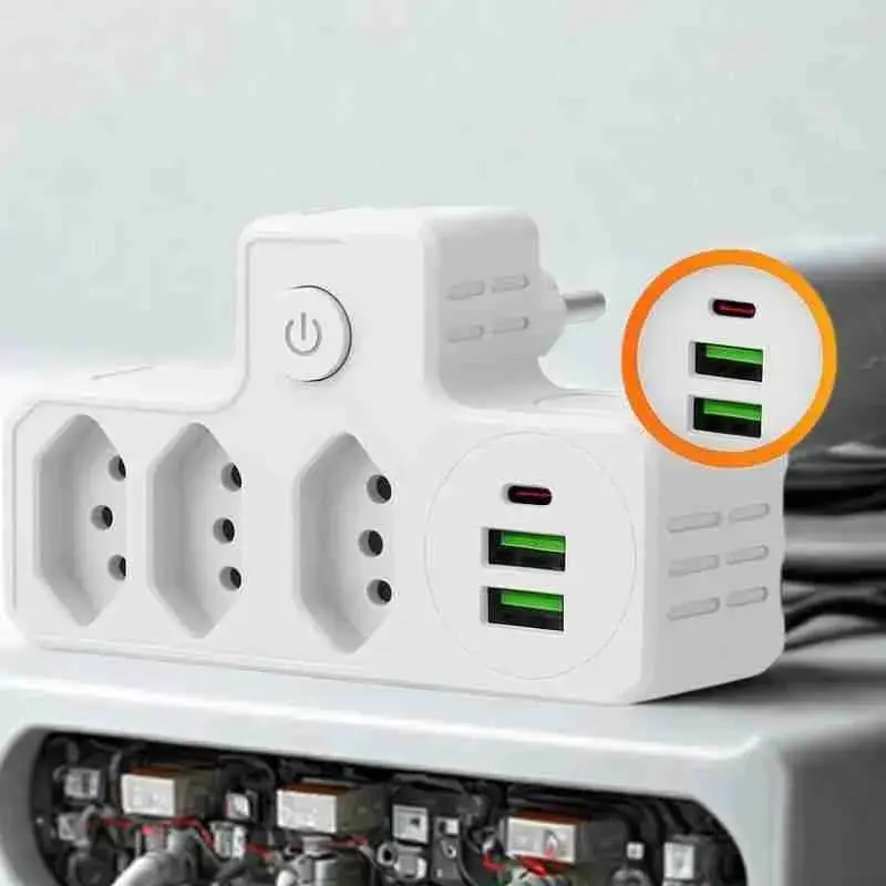 Benjamim Adaptador Universal com USB Tipo-C e Filtro de Linha