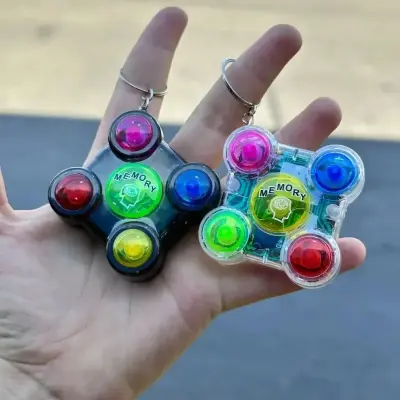 Brinquedo Portátil para Alívio do Estresse Chaveiro