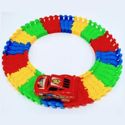 Carrinho com Pista Trilha Maluca P/ Montar Flexível