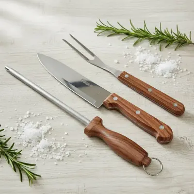Conjunto de Churrasco com Faca, Garfo e Chaira Amolador com Cabo de Madeira
