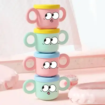 Copo Fofinho Infantil Com Tampa E Canudo Duas Abas 280ML