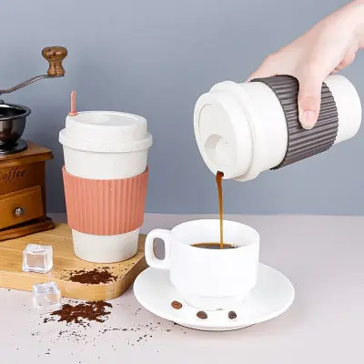 Copo Para Café em Bambu C/ Tampa e Mexedor 450ML
