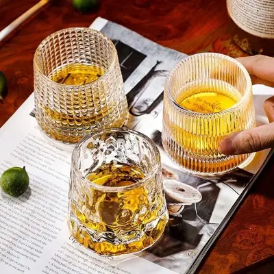 Copo Whisky E Drink De Vidro 360º Giratório 150ml