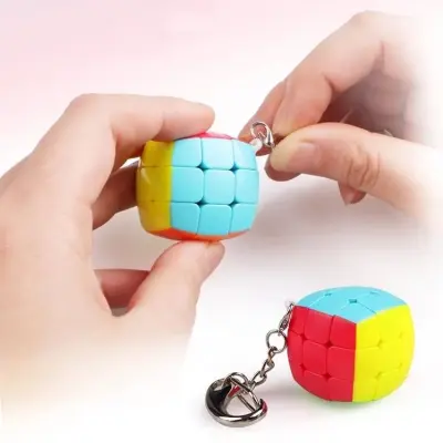 Cubo Mágico Chaveiro Profissional 3x3x3 Fidget Lembrancinha