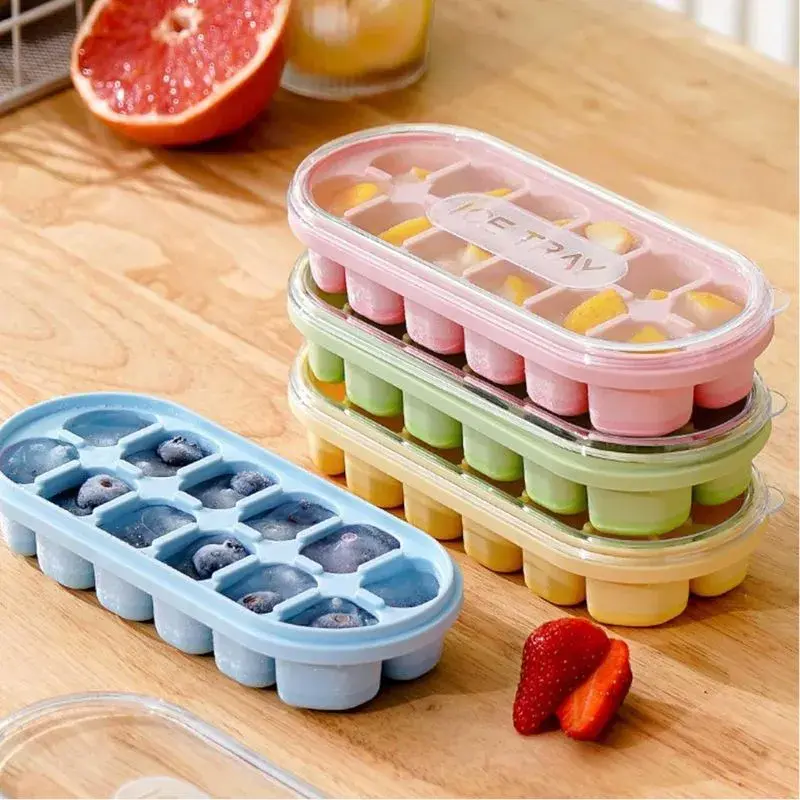Forma de Gelo Com Tampa Fundo De Silicone Flexível – 12 Divisórias