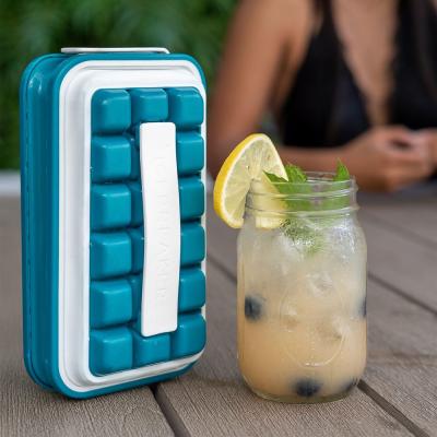 Forma de Gelo Garrafa de Silicone com Tampa Removível Portátil