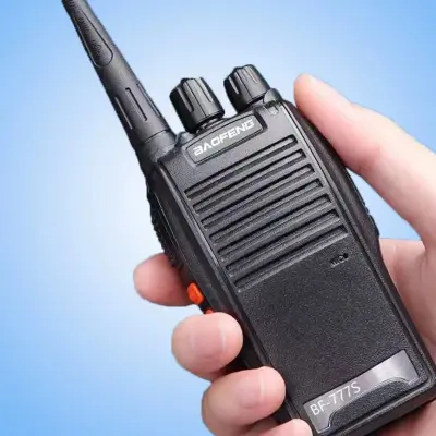 Kit Rádio Comunicador Baofeng 777S