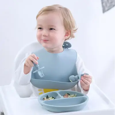 Kit Refeição Bebê Em Silicone – 08 Peças