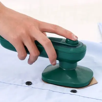 Mini Ferro De Passar Roupa Cabe Na Mala Bolsa Viagem