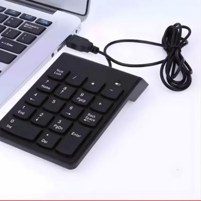 Teclado Numérico com Fio USB 18 Teclas Portátil Preto